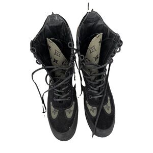 Louis Vuitton Laureate Boots